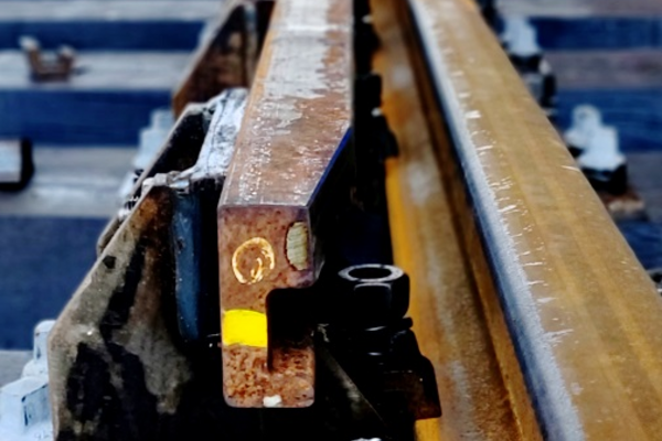 Radlenker UIC 33 gerade 5100mm Länge